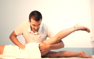 Trattamento di mobilizzazione con tecniche manuali _massoterapia